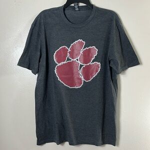 District TTMS Block Party gray graphic short sleeve Tee -shirt men’s L